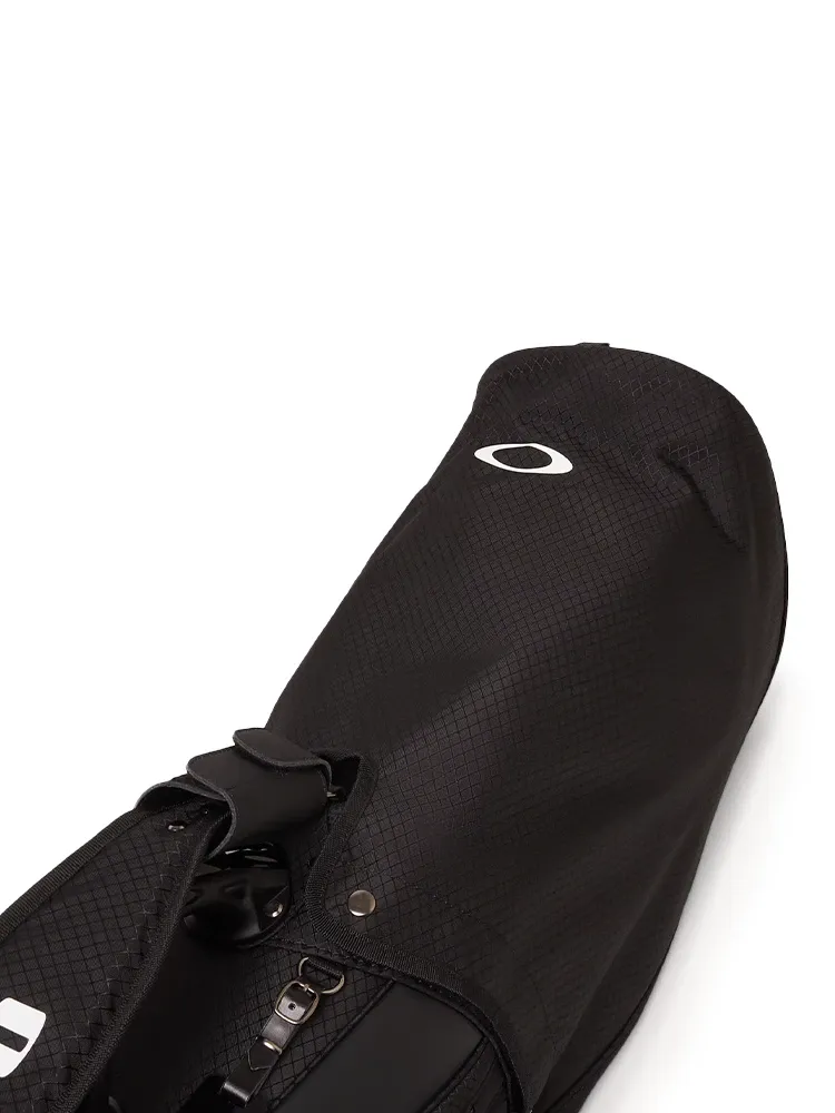 Oakley-18.0-Golf-Bag-Blackout-03__91615.1757902581.webp
