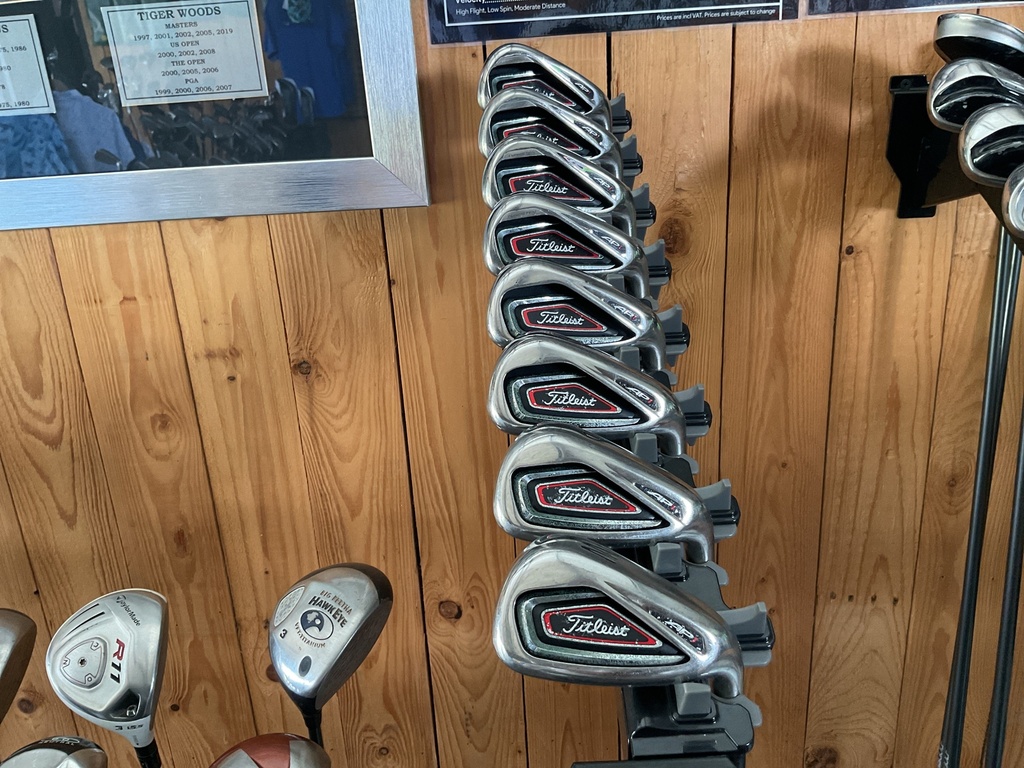 [SEC1608-TI-00141] PRELOVED TITLEIST GOLF CLUBS | IRONS | AP1 716 4-GW GRAPHITE SHAFTS RH