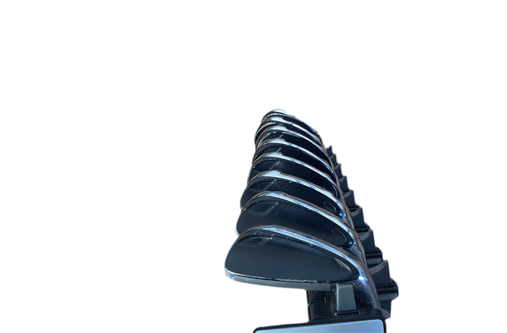 [SEC330] PRELOVED CLEVELAND GOLF CLUBS | IRONS | HB3 4-SW RH